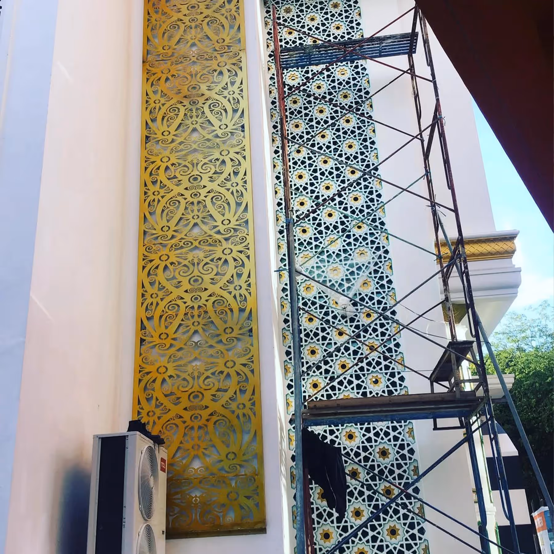 Mural Masjid Uniba