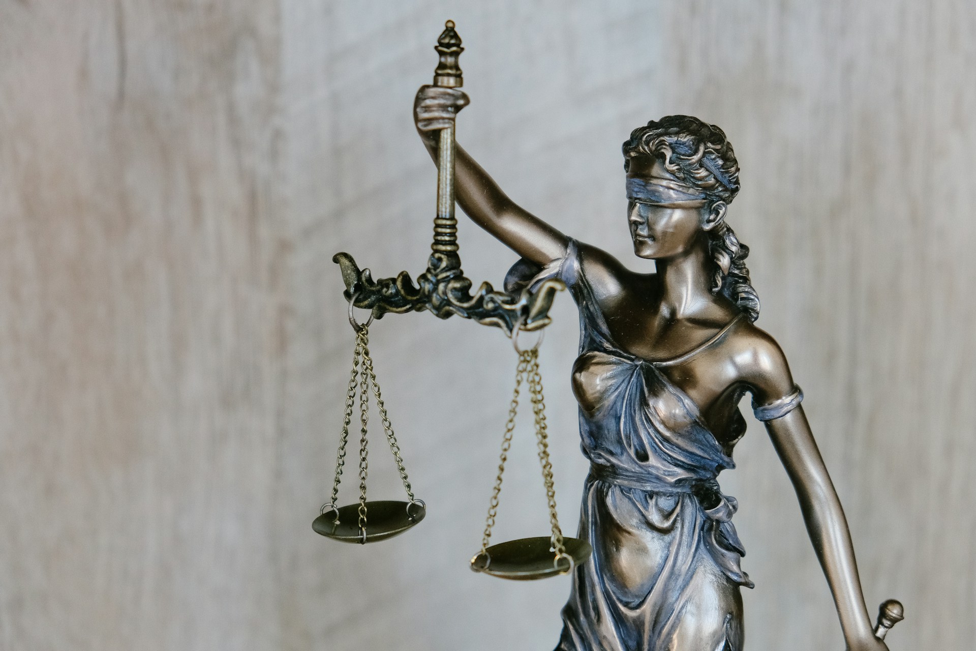 Law statue representation