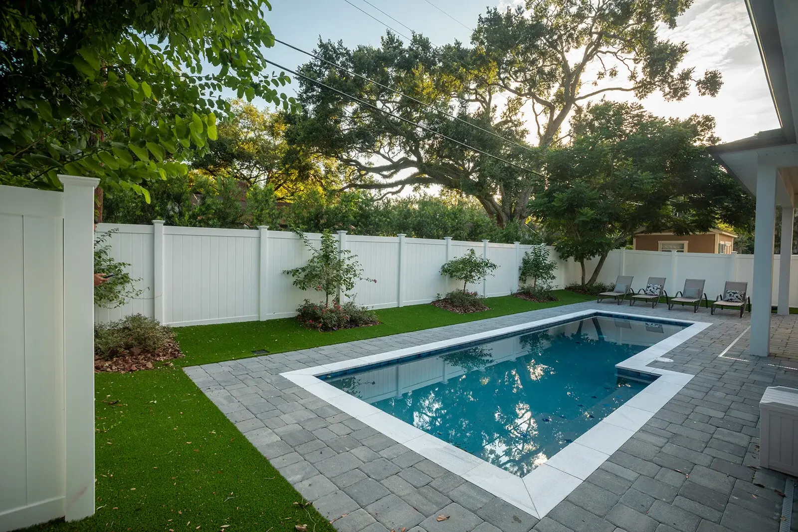 Professional pool maintenance and cleaning service in Jacksonville, Florida