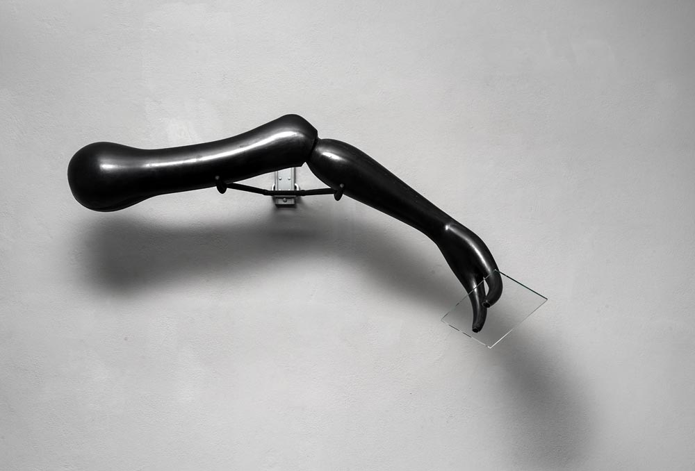 Emma Woffenden a Petr Stanický: Contact - Isolation – fotografie z výstavy 7
