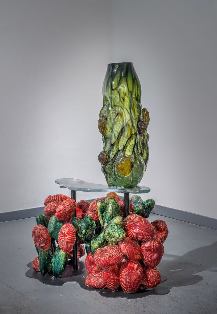 Dysplasia as a natural anomaly of growth: host–parasite relationships and luminous glass objects as a symbol of a new beginning in a natural ecosystem.