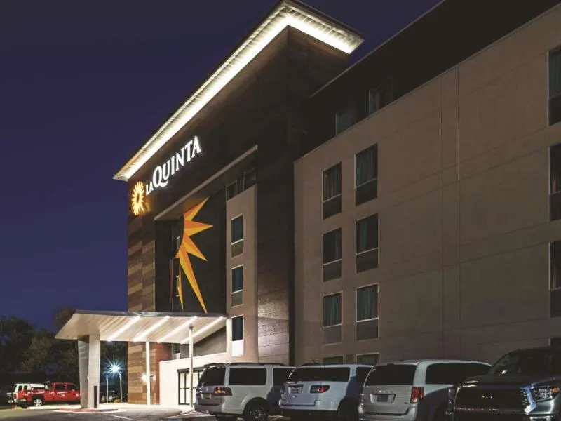La Quinta Inn & Suites Lubbock West/Medical Center