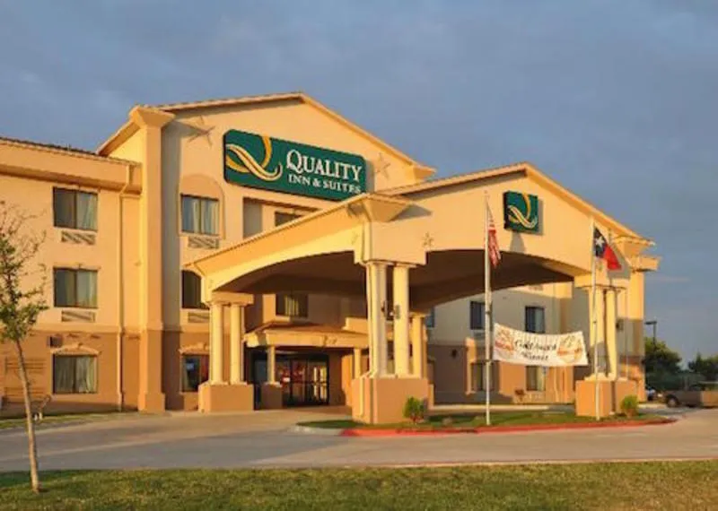 Quality Inn & Suites I-27