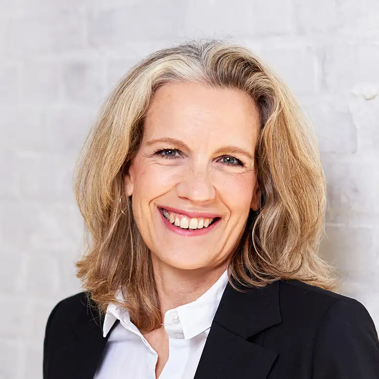 Sandra H.