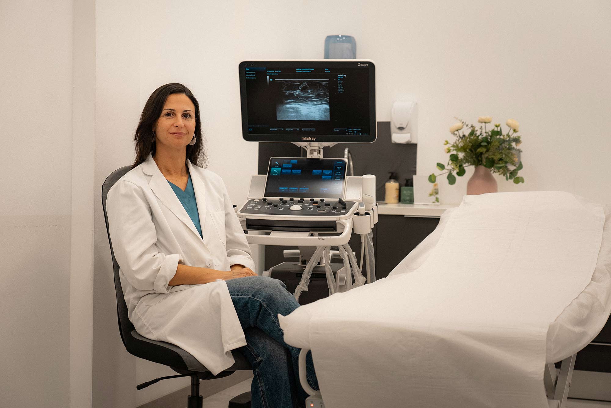 image of a medical consultation room