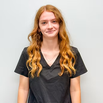 Alison Stanford, Murray State Pre-Vet Student at Trigg County Veterinary Clinic