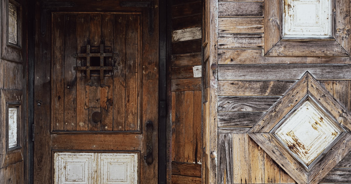 Serving a Summons and Complaint: Methods, Rules, and Best Practices