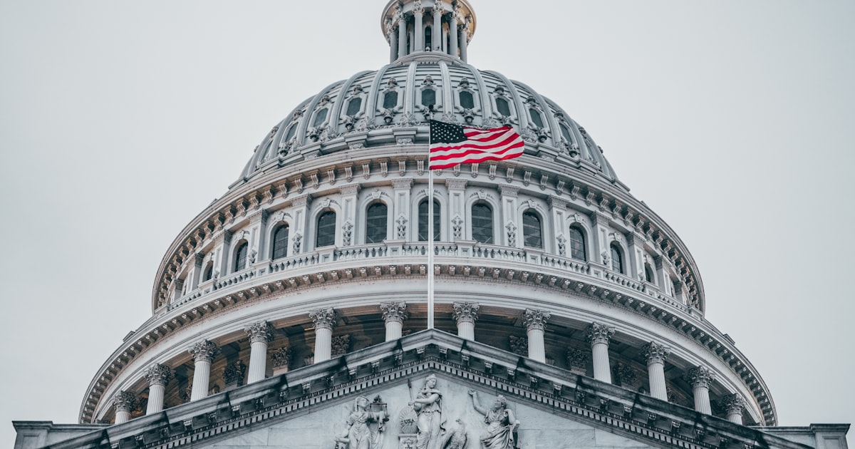 How to Serve a Politician: A Guide for Proper Service in Legal Matters