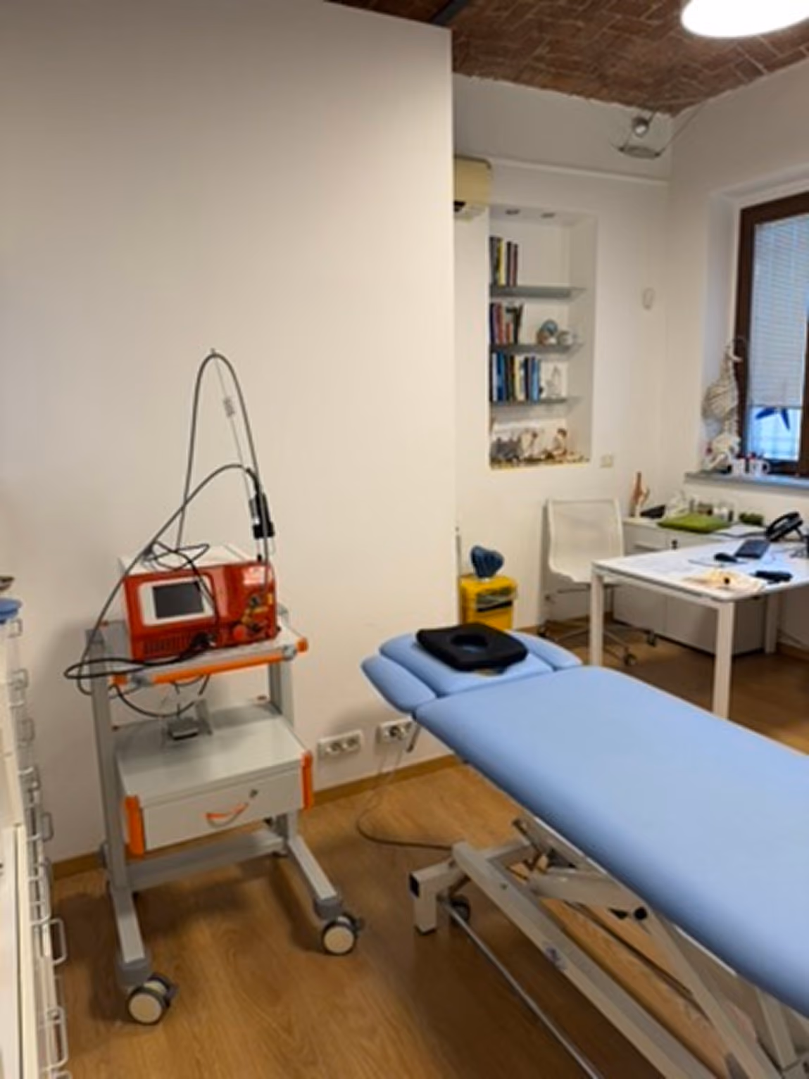 Studio Fisioterapia con laser