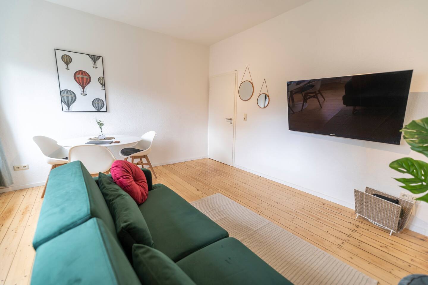 Sofa bed & TV