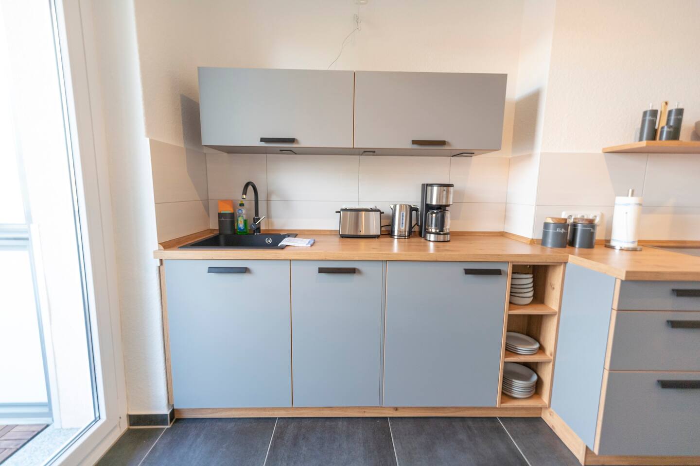 High-quality kitchen with plenty of countertop space