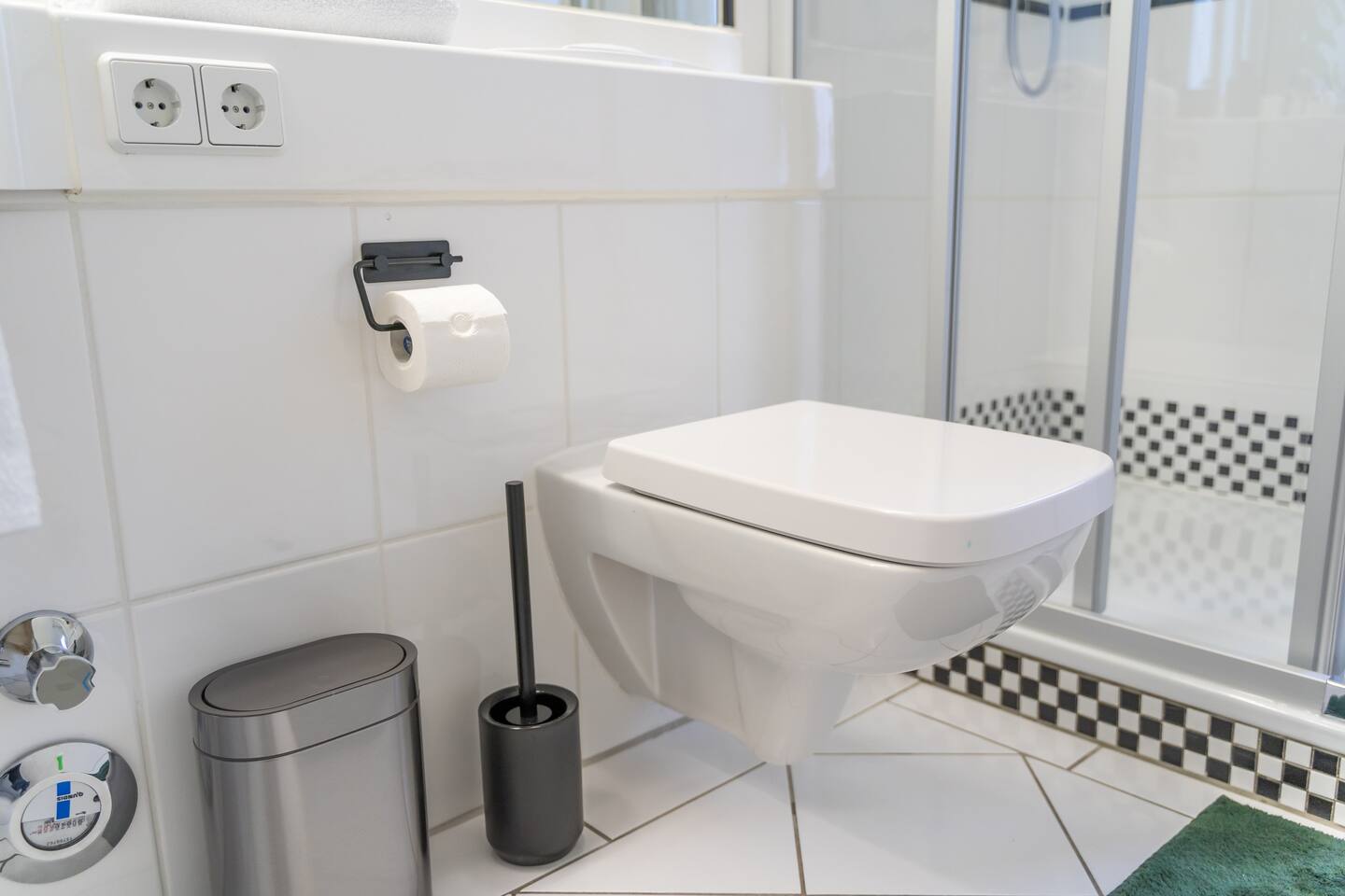 Modern toilet