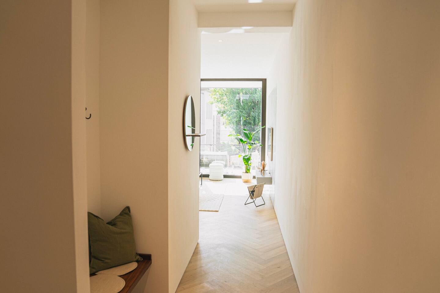 Hallway with view to the terrace