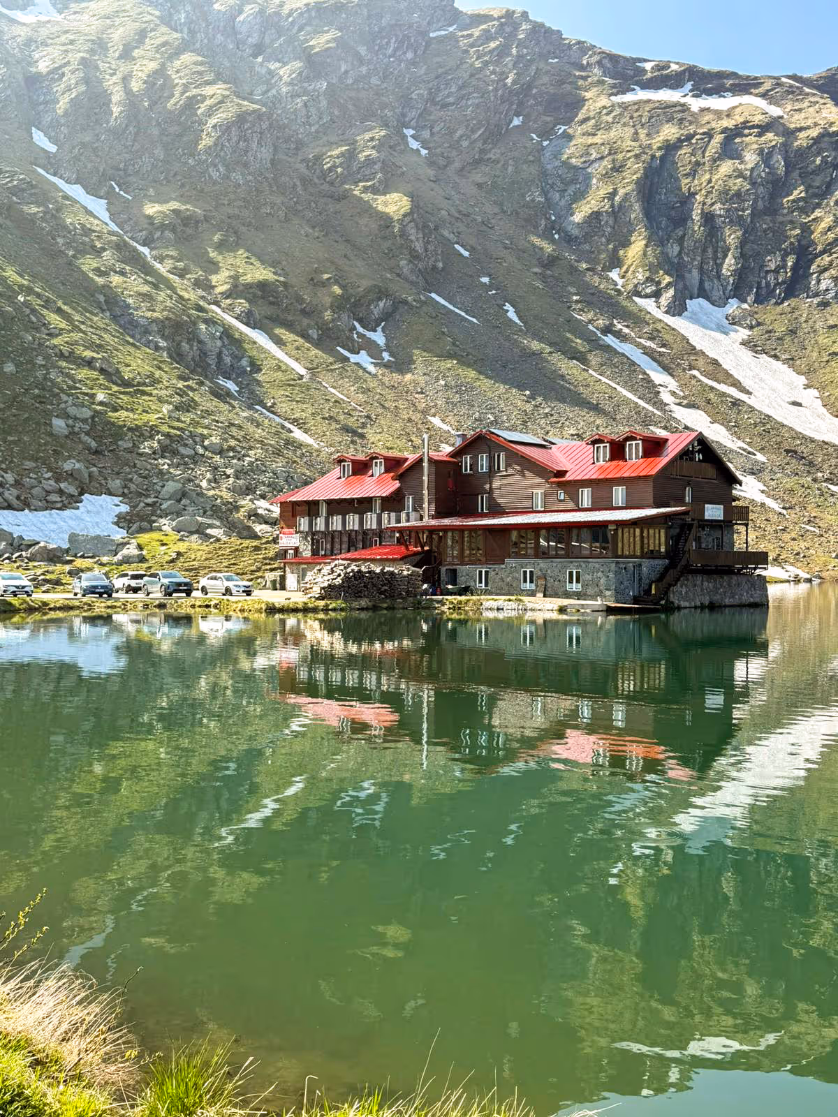 Cabana Bâlea Lac — vedere exterioară