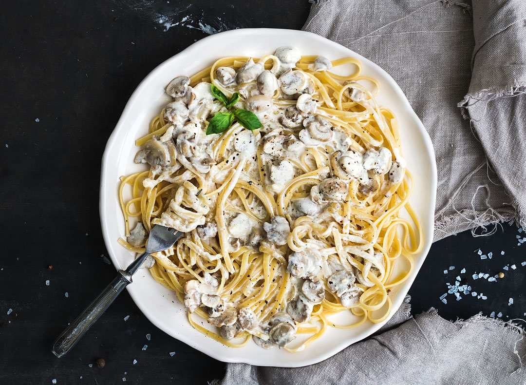 Pasta with Mushroom Cheese Sauce