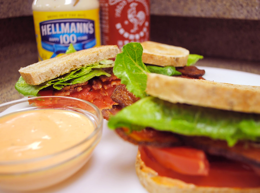 Oven-Baked Bacon for 2 BLTs