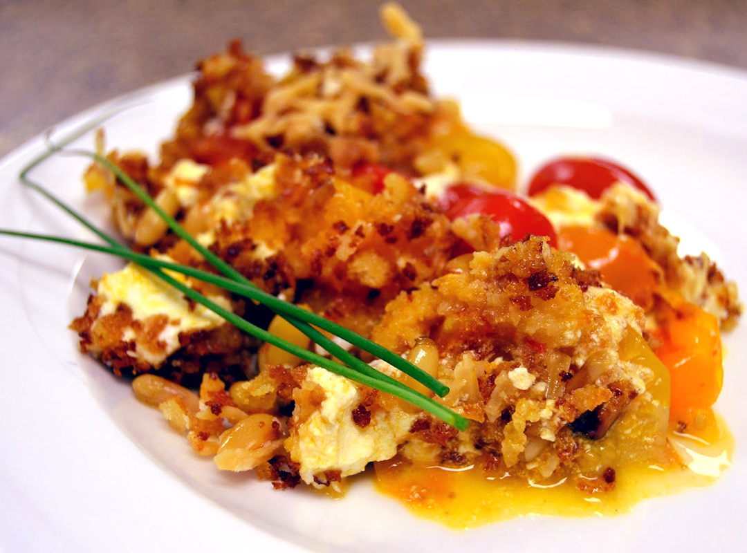 Tomato and Goat Cheese Crumble