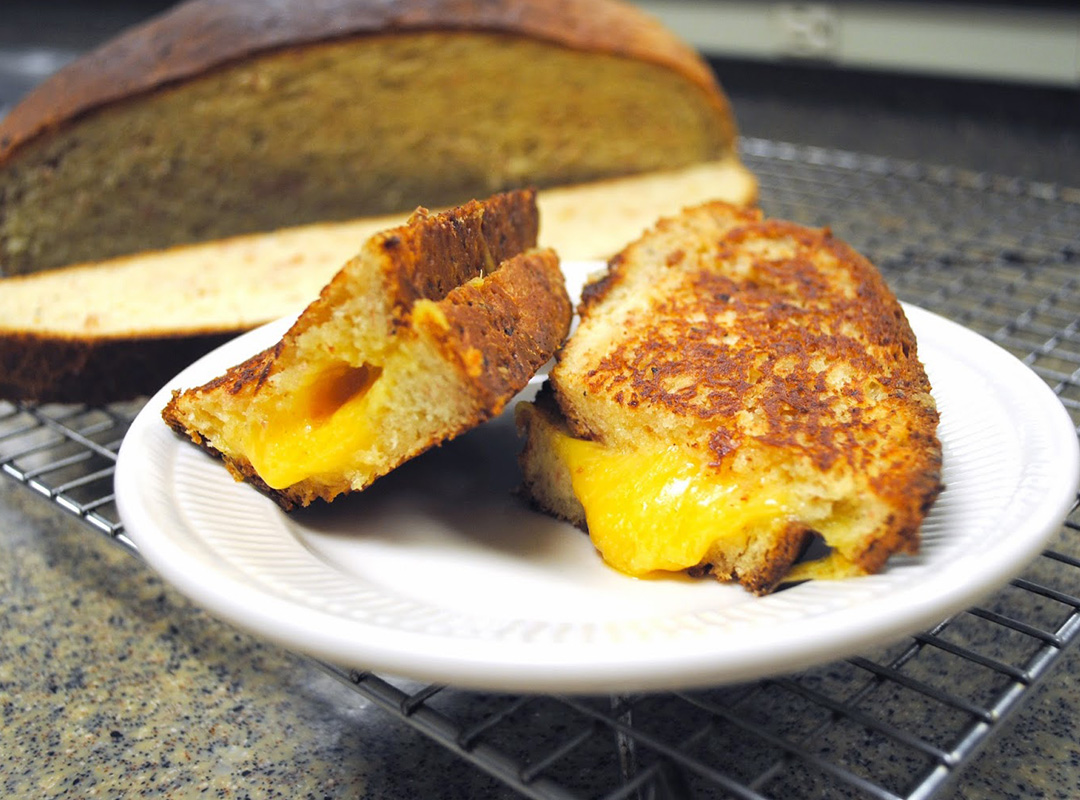 Italian Pecorino and Prosciutto Bread