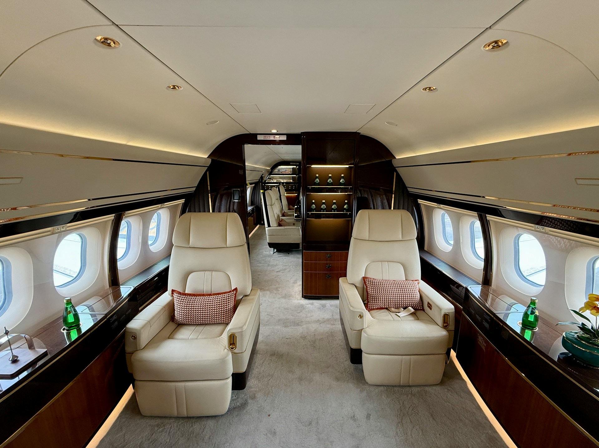 Private aviation website redesign: signs it is time and what actually changes