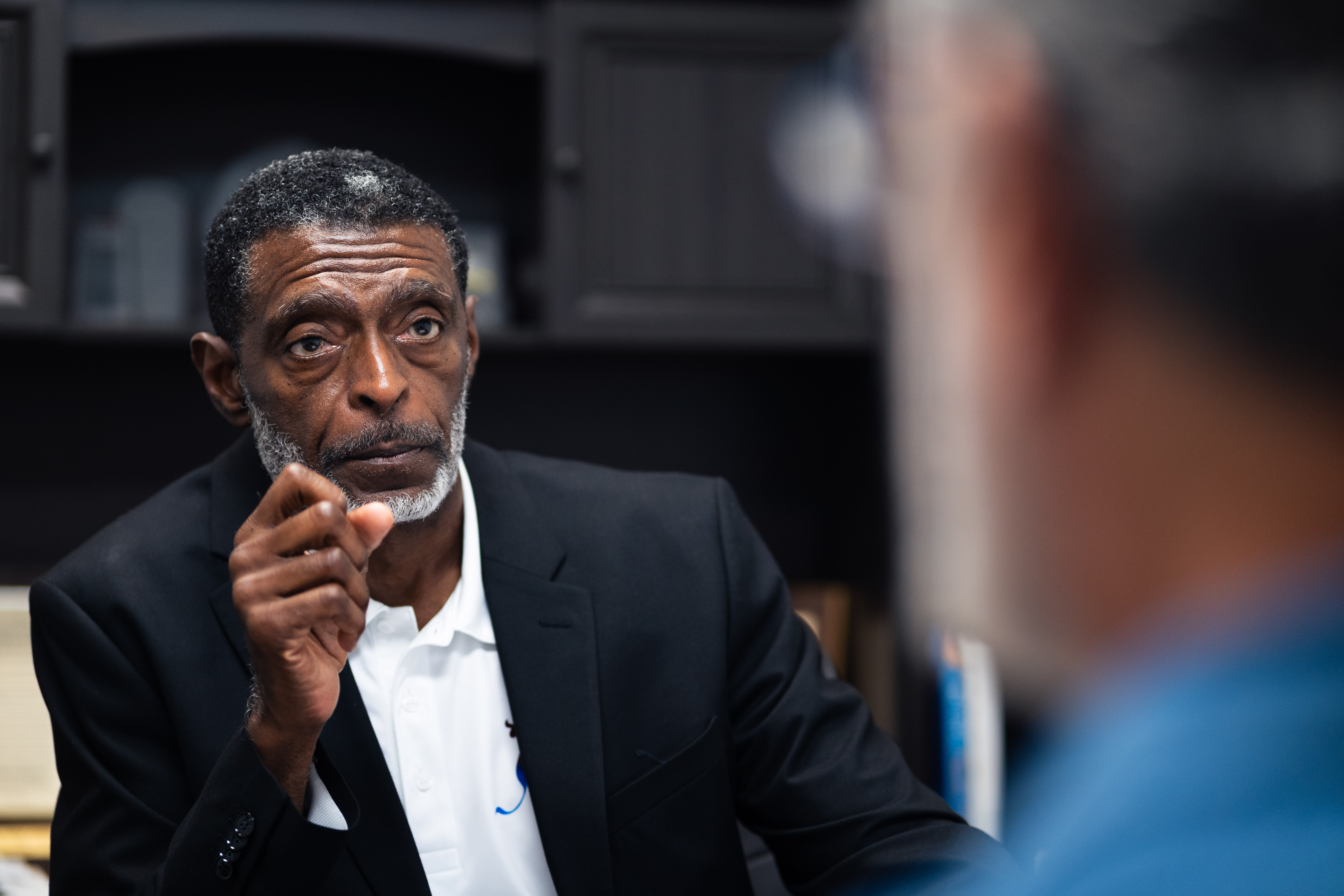 image of a coach consulting with a client