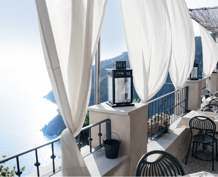 Third Photo Unplash - Meetups X Webflow Template