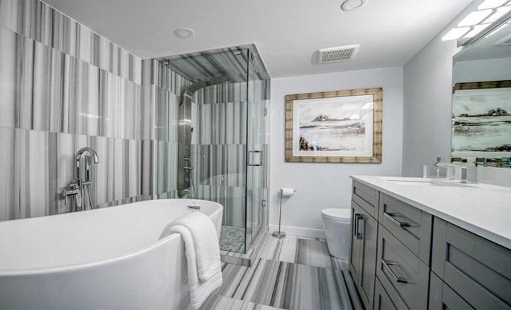 Bathroom Vanity Countertop Materials: Quartz, Marble & More