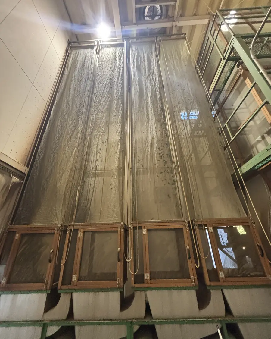 Inside the furnace, the leaf dries flat
