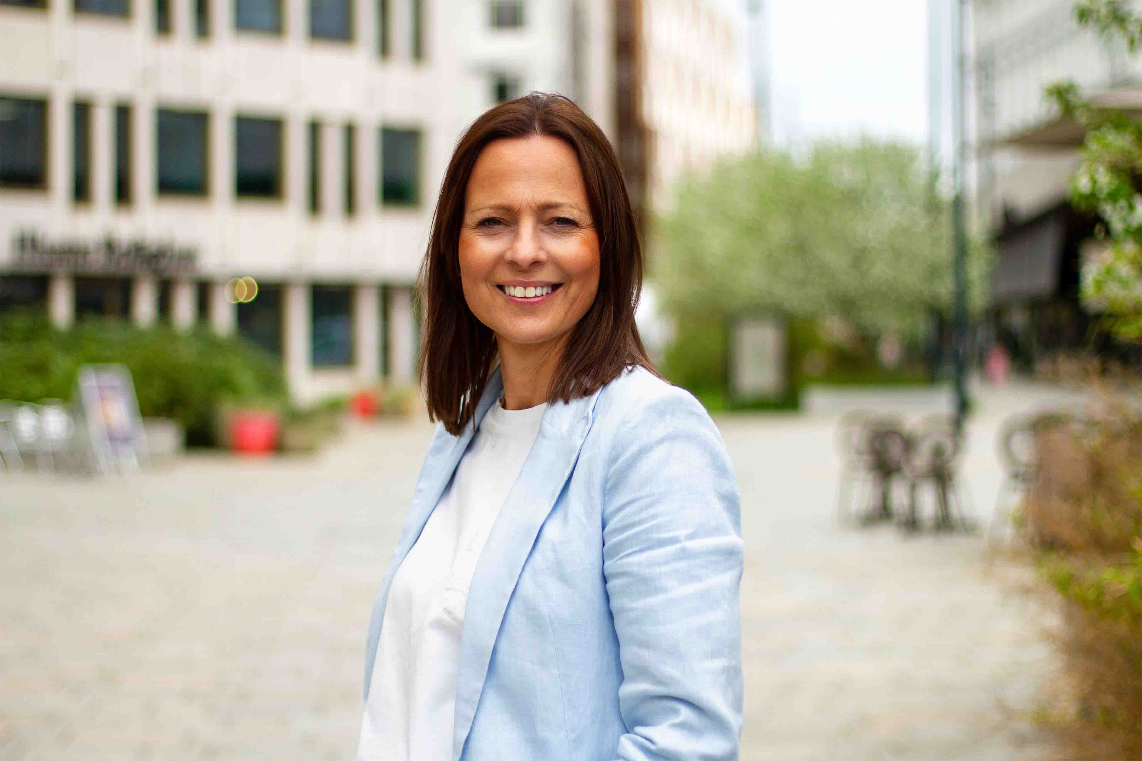 Seniorrådgiver Hege-Marte Bucher Johannessen i KS Konsulent hjelper kommuner med å omsette utviklingsarbeid til varig praksis i barnehage og skole.
