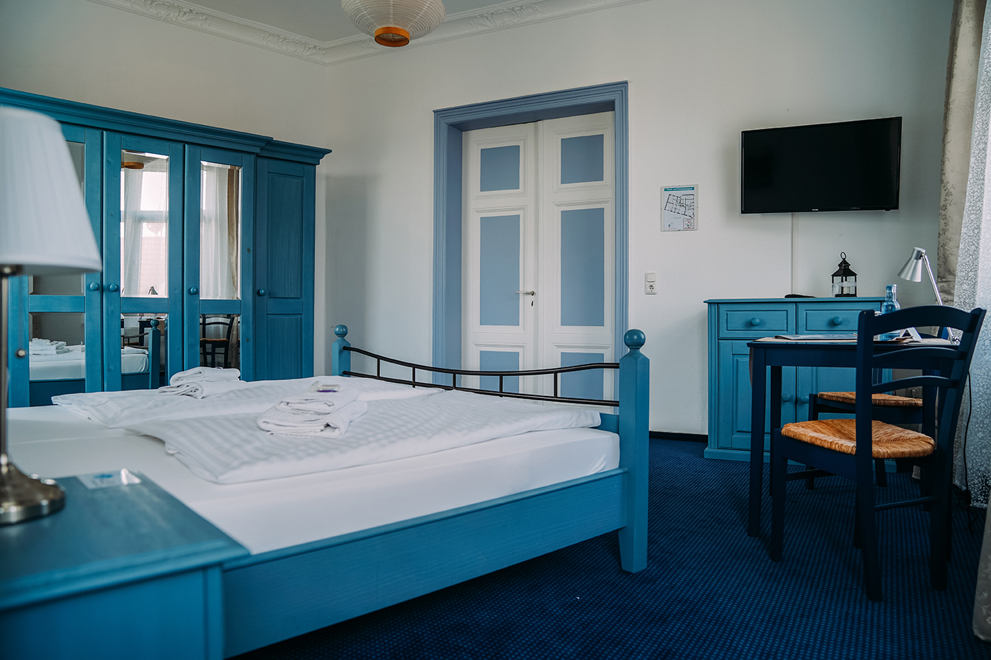 image of office reception area (for a maritime service)