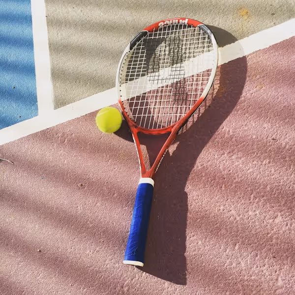 Tennis or akiva