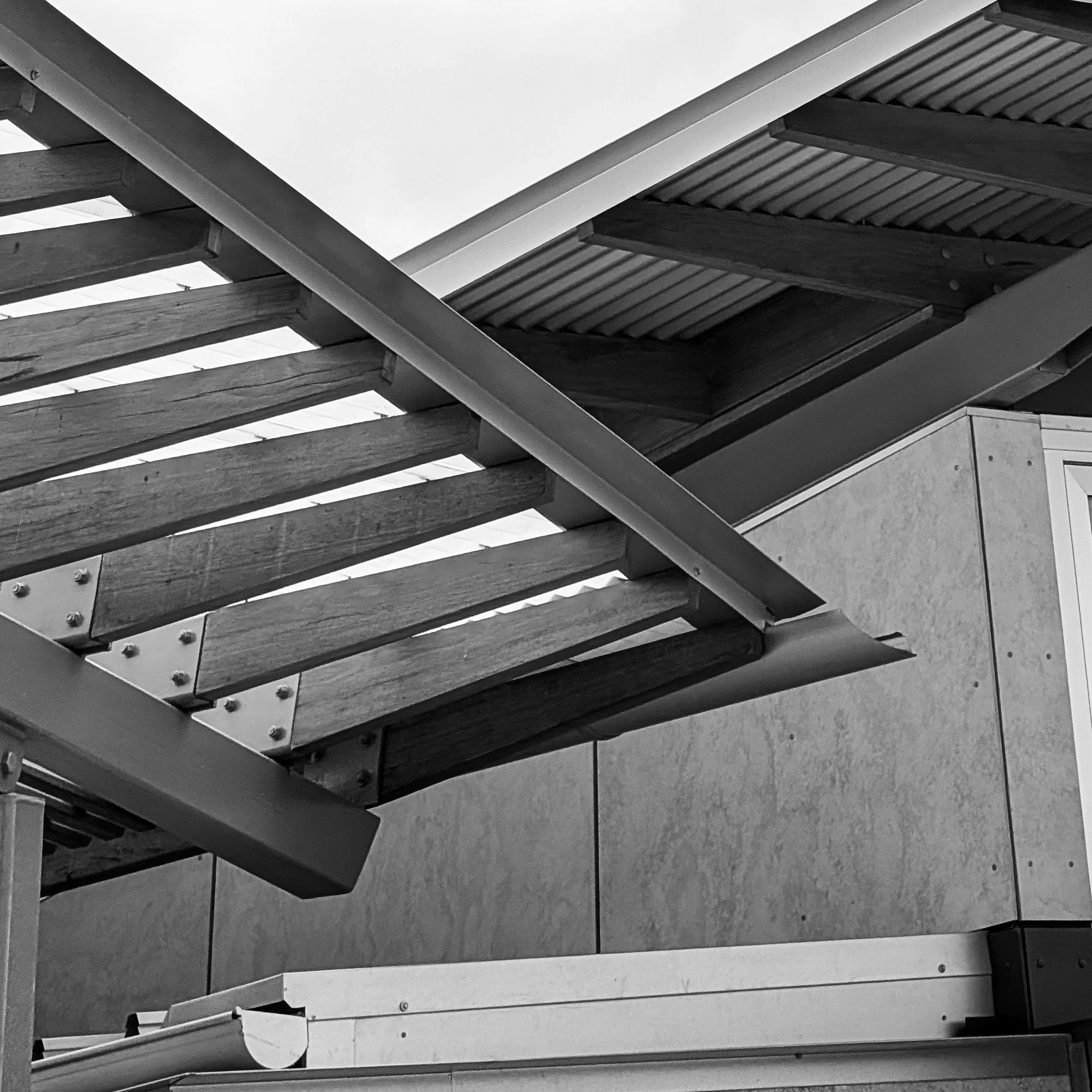 Formclad roof and eave junction detail