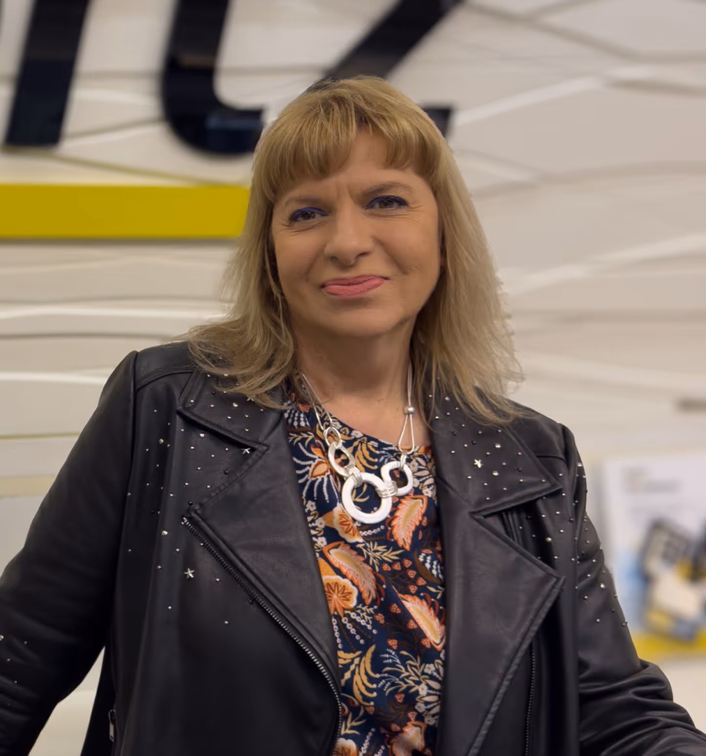 Elena Don,
Sales Executives