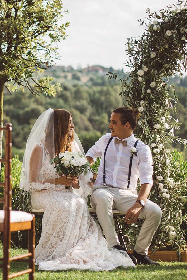 mariage décontracté en Toscane