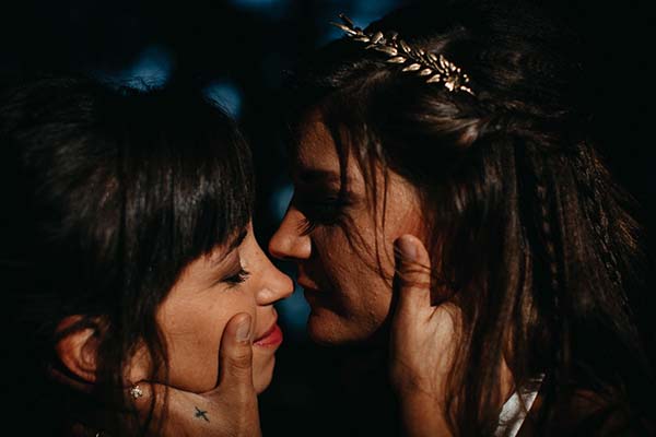 Astuces pour réaliser un shooting mariage romanesque