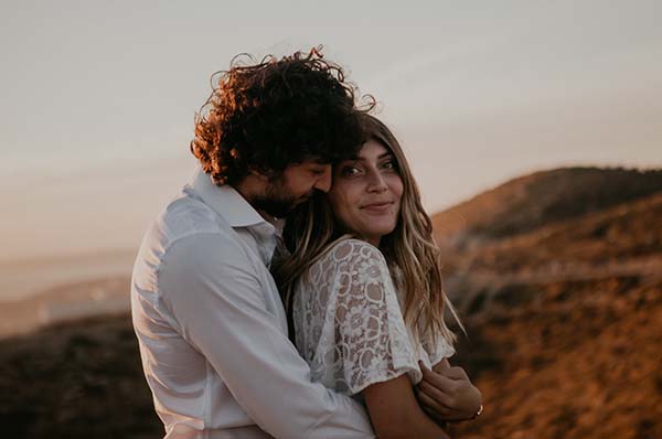 Shooting intimiste post-mariage Marseille