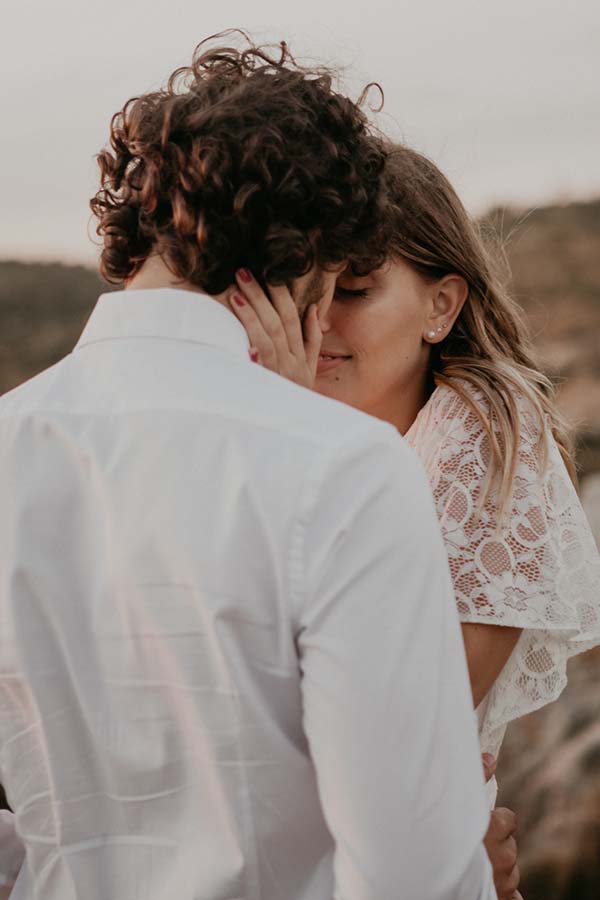 Shooting intimiste post-mariage Marseille