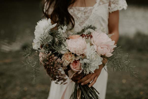 mariage-romantique-intimiste-pleine-nature