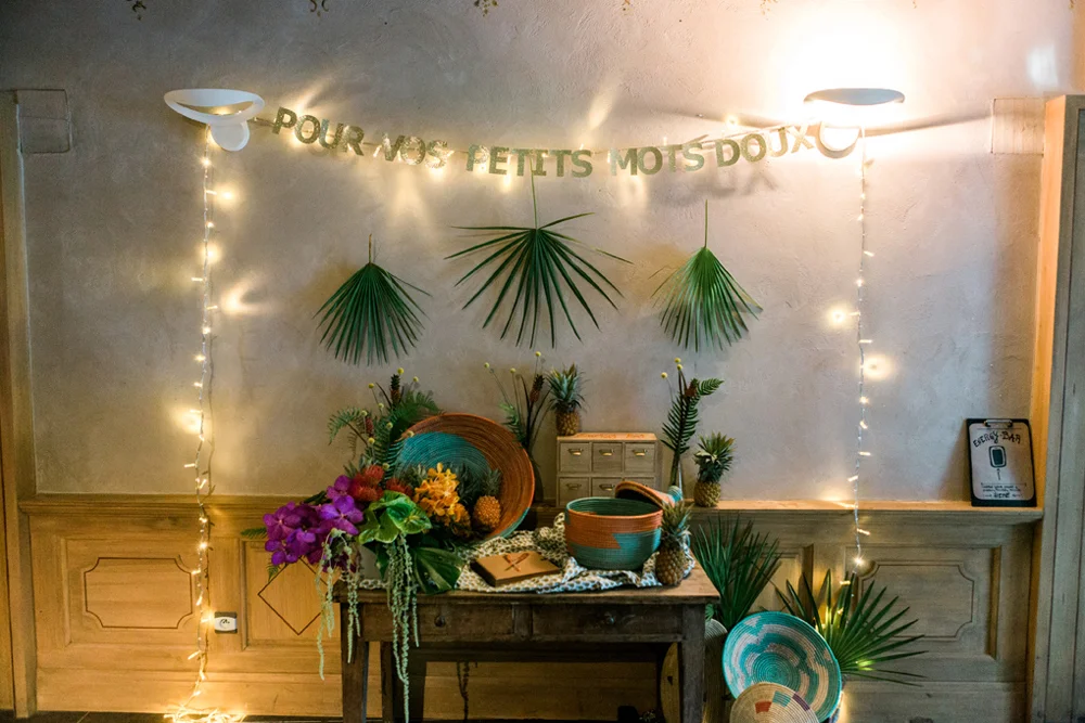 Pierre atelier / storyteller photographer wedding mariage in Paris / elopement & engagement.