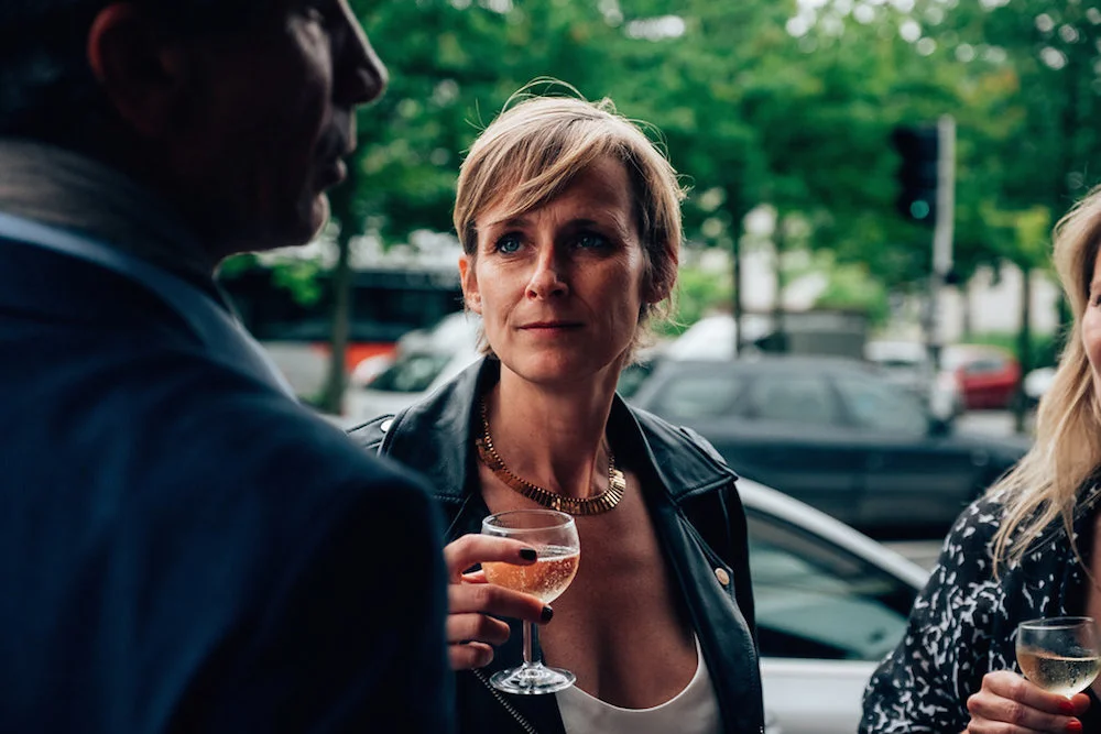Pierre atelier / storyteller photographer wedding mariage in Paris / elopement & engagement.