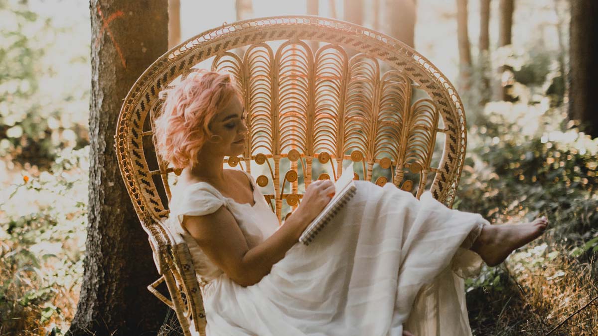 Inspirations pour un shooting mariage bohême en pleine nature