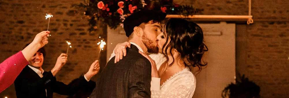 Un mariage vintage et magenta