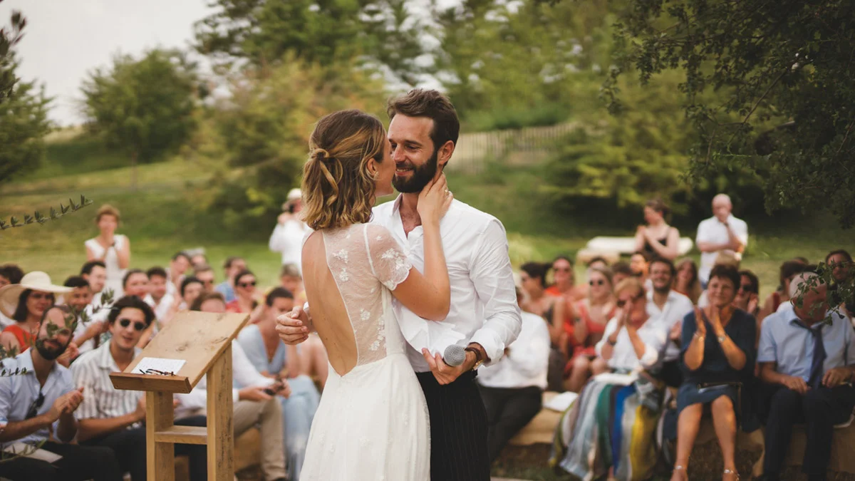 Marion & Charles, un mariage champêtre et détente dans la Drome Provençale