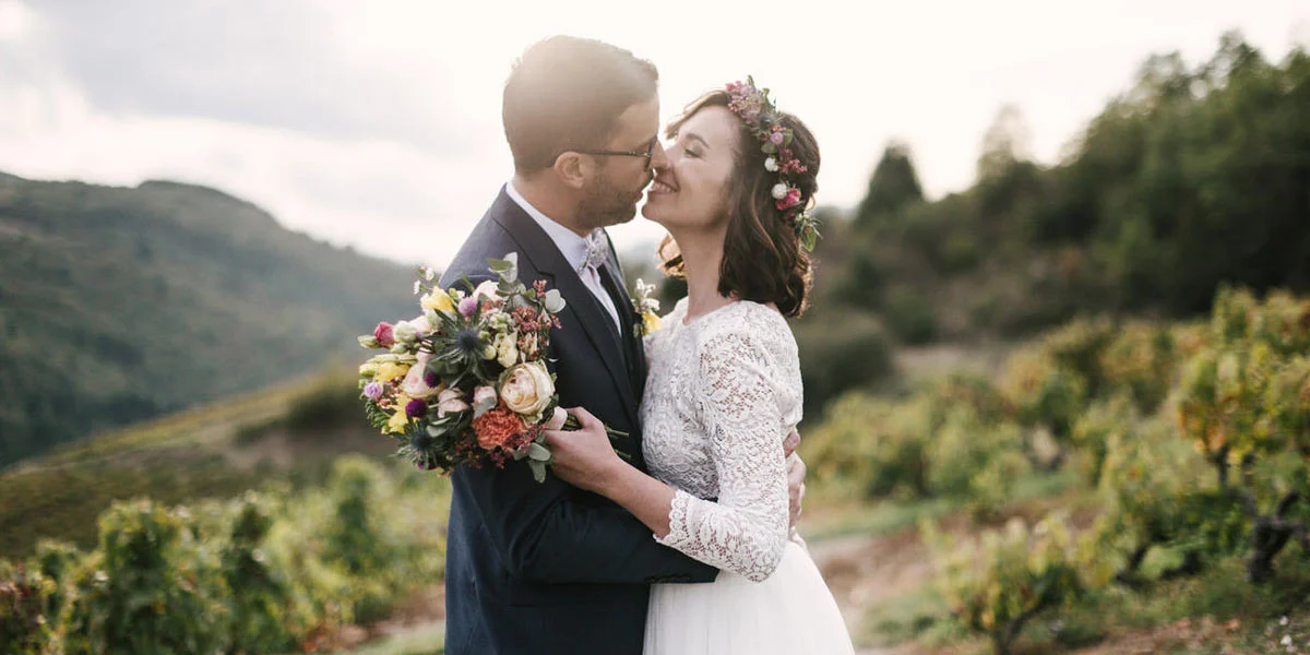 Marie & Romain : un mariage chic et champêtre dans le Rhône Alpes