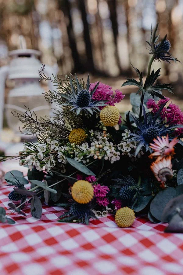 Idées mariage coloré forêt contes