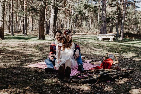 Idées mariage coloré forêt contes