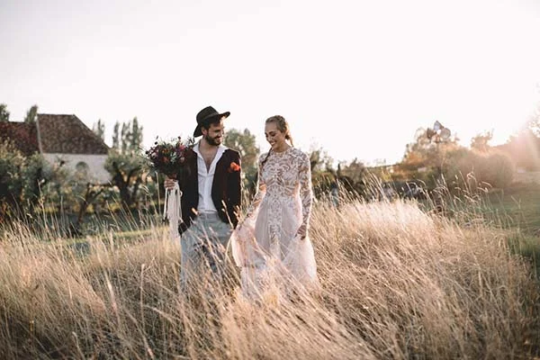 Idées mariage bohème coloré Coachella