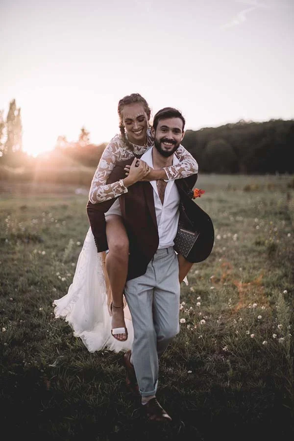 Idées mariage bohème coloré Coachella