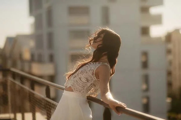 inspirations-mariage-urbain-chaleureux-colore