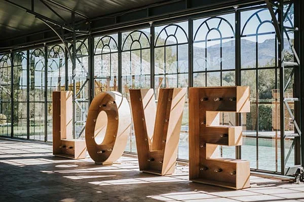 idees-mariage-fun-tendance-colore-provence
