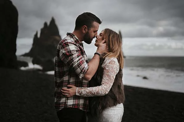 mariage intimiste et voyage noces Islande